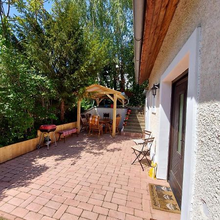 Kilátás a tóra Apartman Szigliget Esterno foto