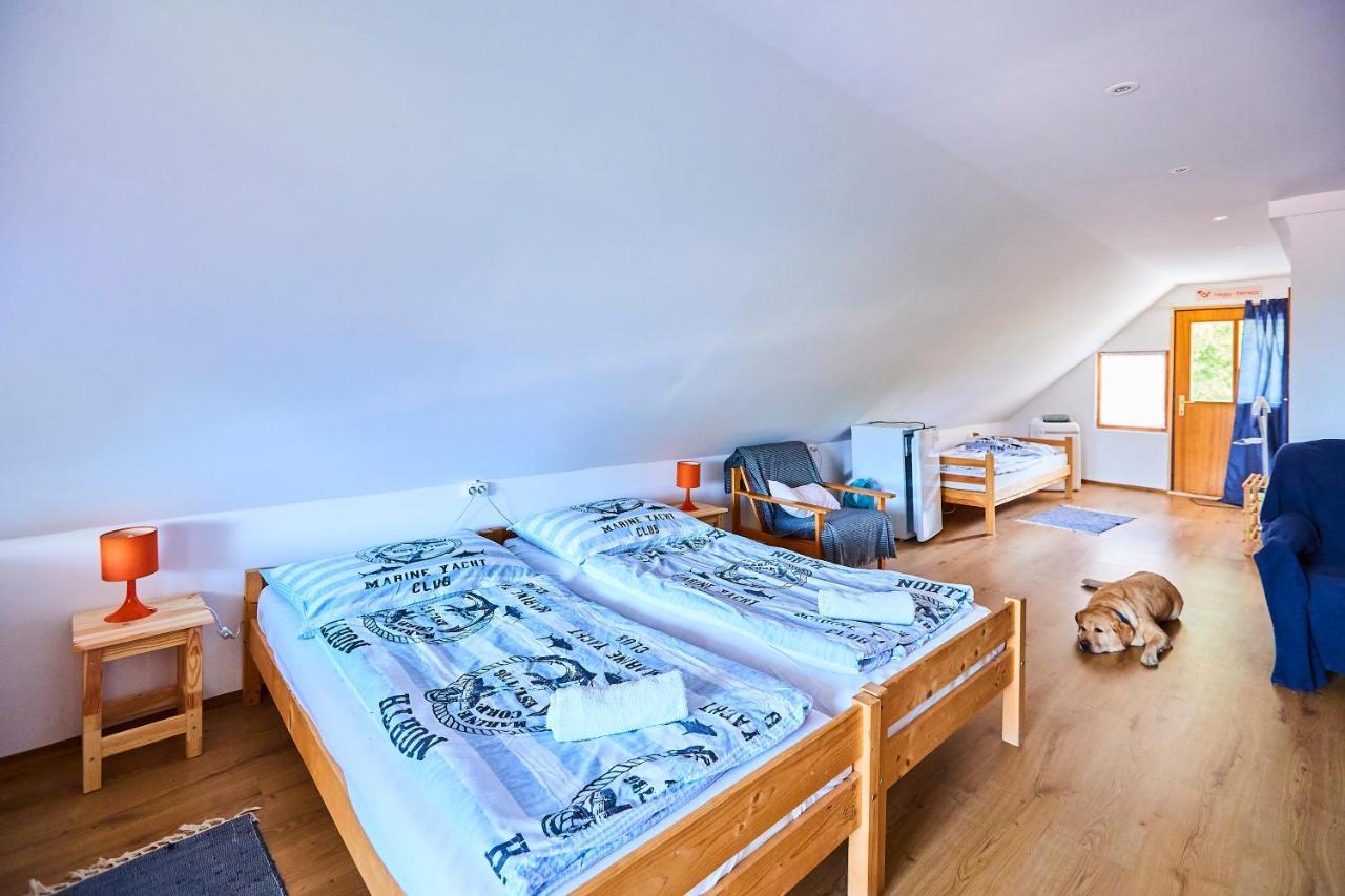 Kilátás a tóra Apartman Szigliget Esterno foto