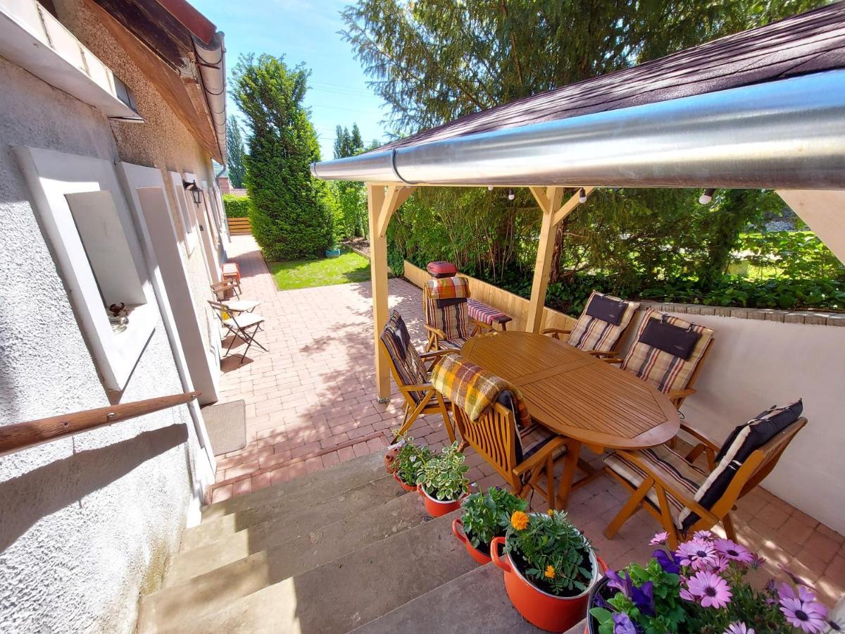 Kilátás a tóra Apartman Szigliget Esterno foto
