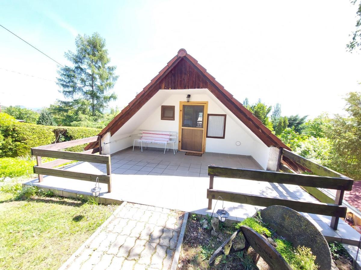 Kilátás a tóra Apartman Szigliget Esterno foto