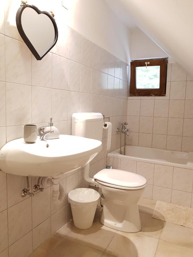 Kilátás a tóra Apartman Szigliget Esterno foto